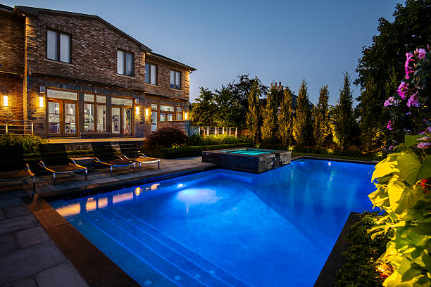 How to Light Your Pool for the Ultimate Summer Experience